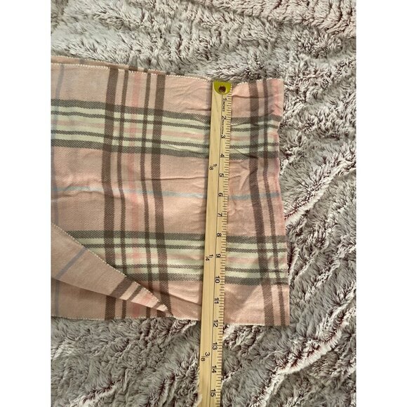 Plaid Cashmere & Viscose Scarf 66..5 “ x 12 “ . Pink, brown, white & blue‎ - Picture 6 of 7